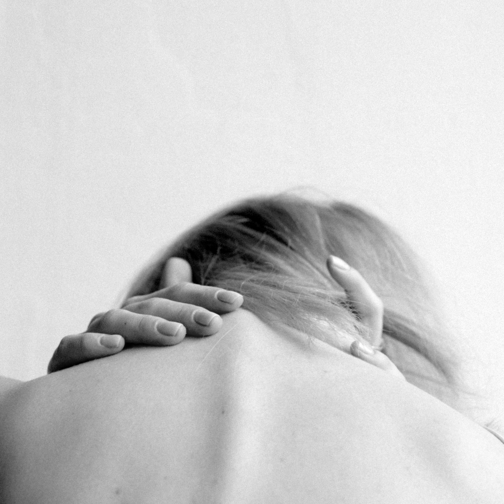 B-W-Neck-Pain-Photo